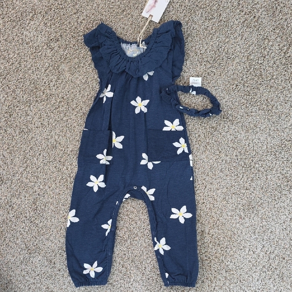 Jessica Simpson Other - Jessica Simpson Floral Jumpsuit